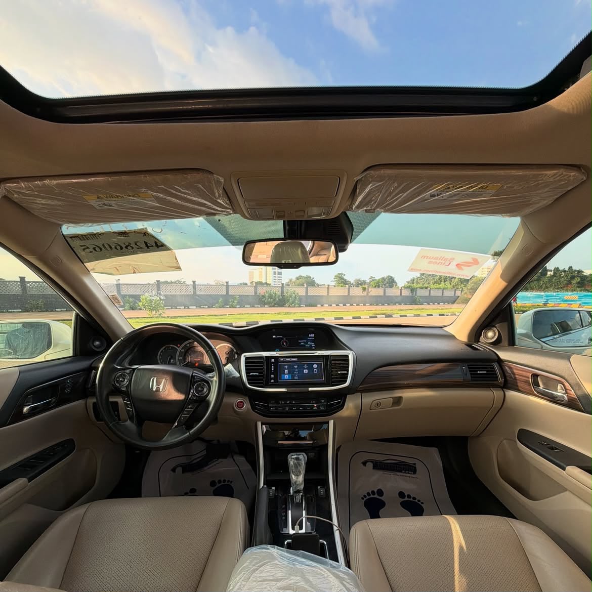 
								HONDA ACCORD TOURING V6 ◐➖➖➖➖➖➖➖➖➖➖➖◐ ✨Fullest Option✨ ◐ Model: 2017 ◐ Duty: Fully Paid ◐ Status: Foreign Used   🏷️17.5M NET 📍ABUJA DEAL full									