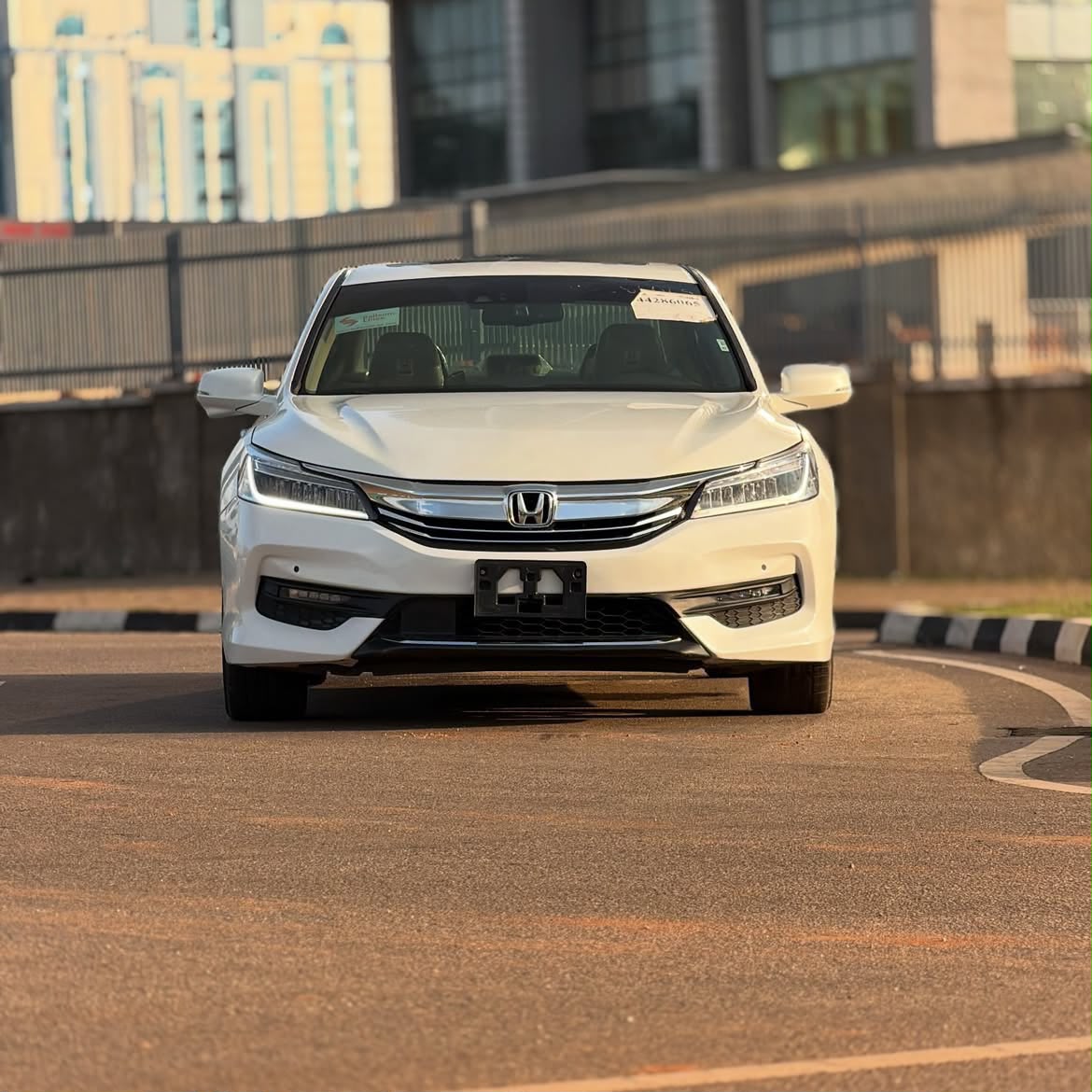 
								HONDA ACCORD TOURING V6 ◐➖➖➖➖➖➖➖➖➖➖➖◐ ✨Fullest Option✨ ◐ Model: 2017 ◐ Duty: Fully Paid ◐ Status: Foreign Used   🏷️17.5M NET 📍ABUJA DEAL full									