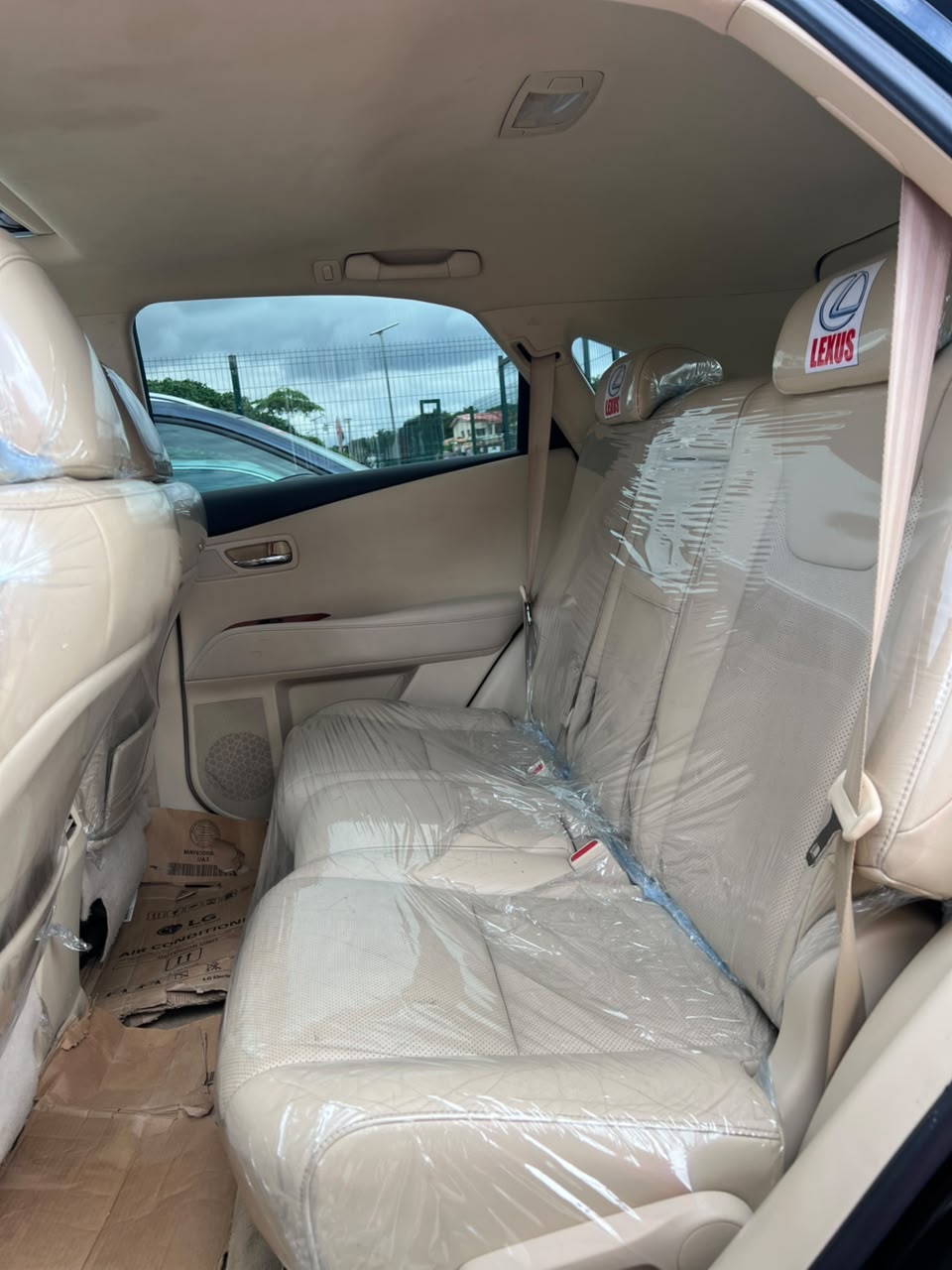 
								Direct Belgium upgraded 2010 Lexus RX350 Buy and drive 📍Abuja 💰17M full									