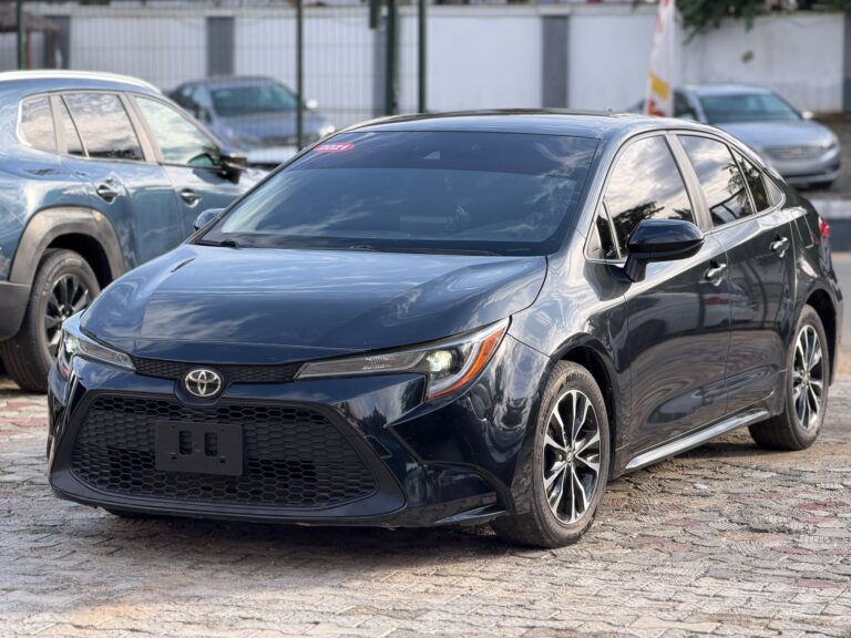 QUICK SALE!! 🚨  Foreign Used 2021 Toyota Corolla Extremely clean • Buy & Drive • Everything working perfectly  💰 ₦21 Million 📍 Abuja