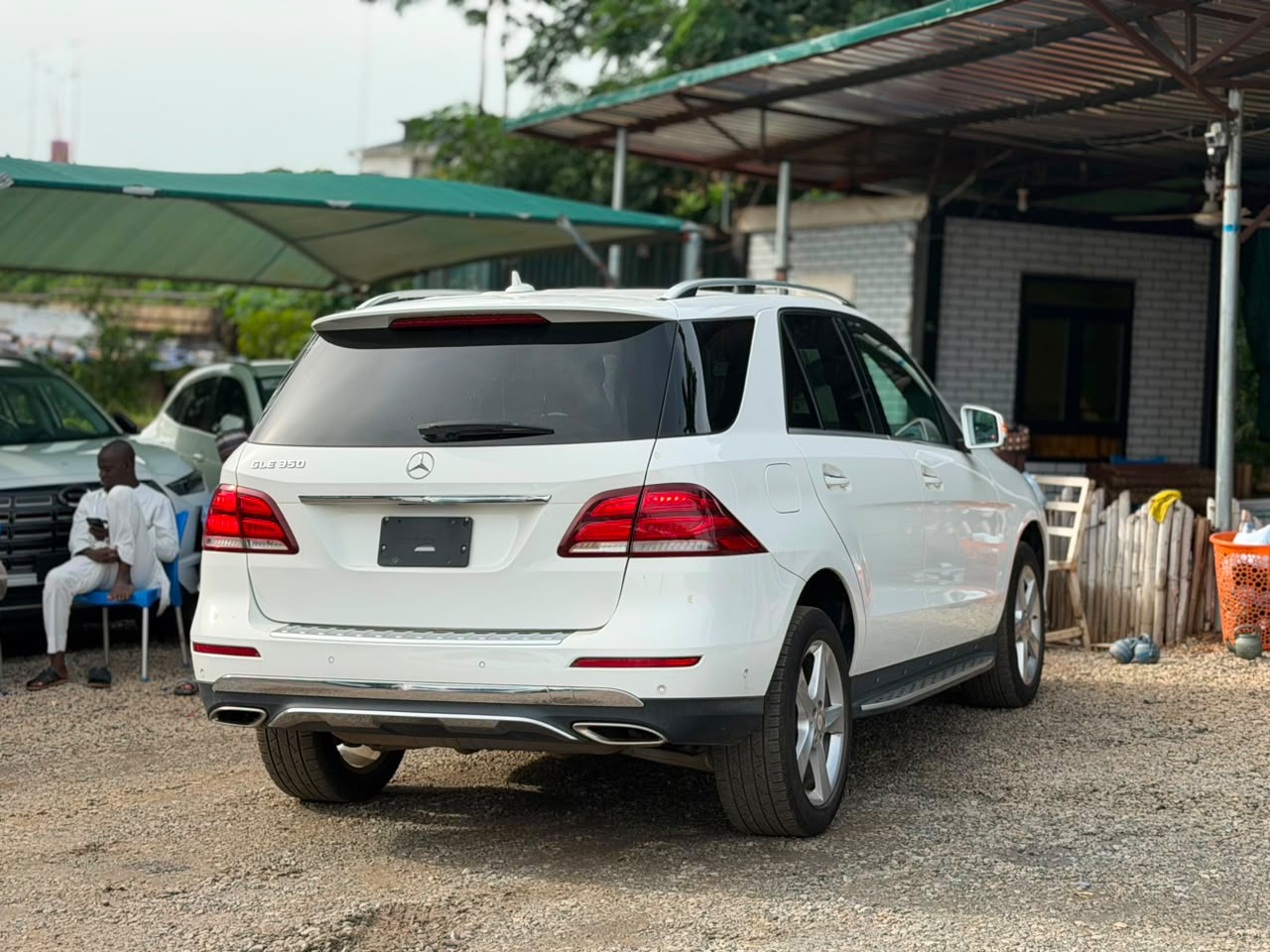 
								Distress Foreign used 2016 GLE350 Benz for 33m Abuja full									