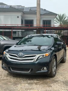 Foreign used 2015 Toyota Venza with original custom duty available for N24.5M. Gwarinpa!