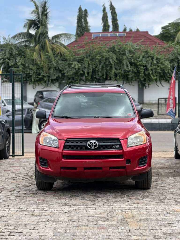Direct Belgium 🇧🇪 2010 Toyota RAV-4 in a pristine condition  Buy and drive, nothing to fix. 📍Abuja 💰10.5M