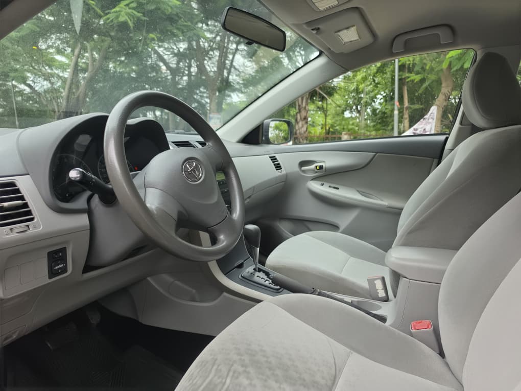
								New in: Extremely clean foreign used Toyota corolla 2010 on belt. Accident Free, June 2026 Duty going for just 9.8m with no single 9ja paint full									
