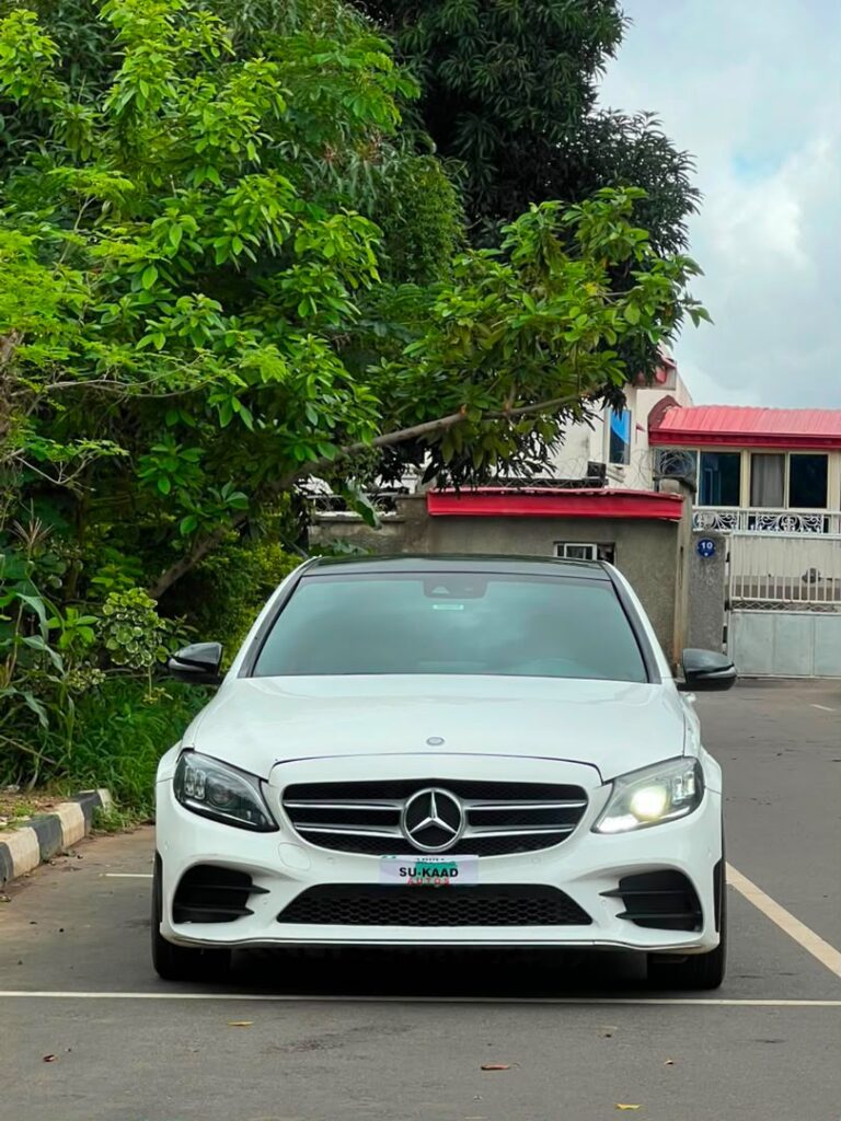slightly used toks grade 2016 C450 full panoramic view No check engine light Very clean 25M net Abuja deal