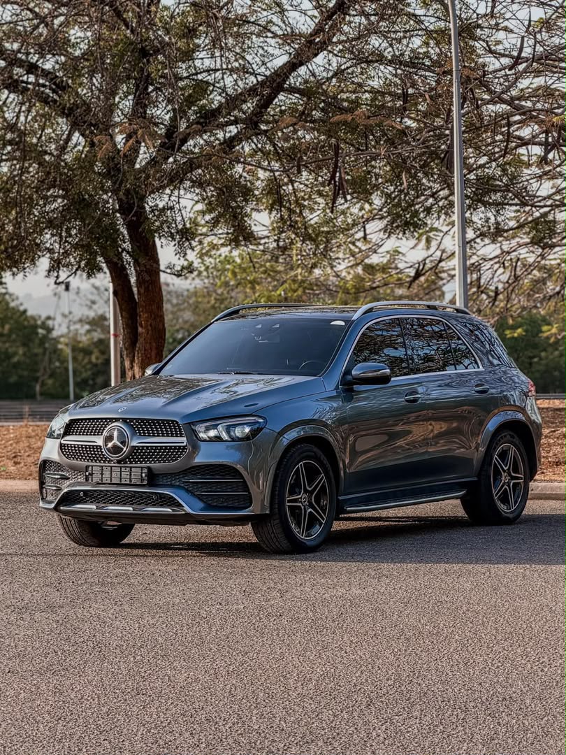 
								Distress sales 2020 Mercedes Benz GLE450   with duty paid. Came with  2keys   PRICE: 78M   Abuja deal📍  Nationwide delivery full									