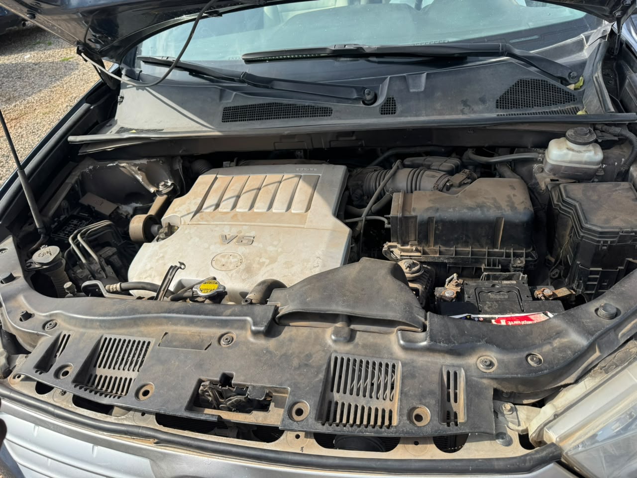 
								Distress sale Toyota Highlander 2008 upgrade is available price 7.5 million full									