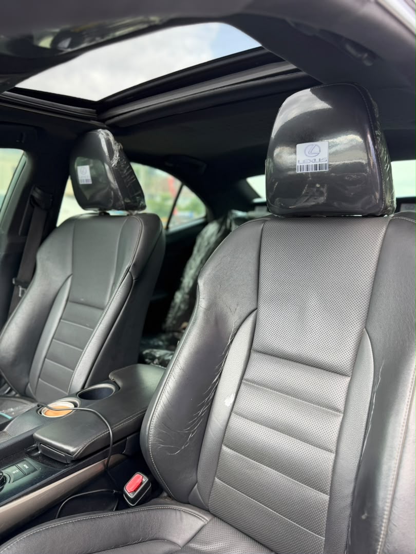 
								WELL MAINTAINED 2014 LEXUS IS250 FSPORT  PRICE: 16.5M full									