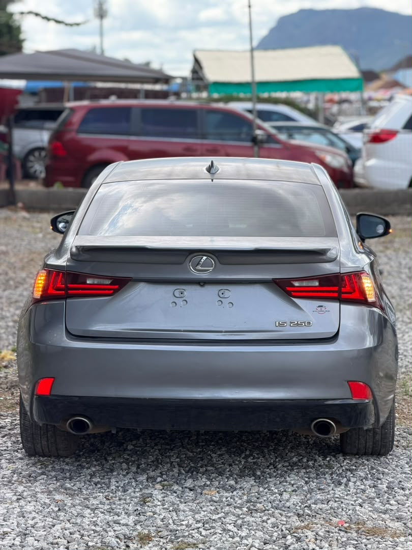 
								WELL MAINTAINED 2014 LEXUS IS250 FSPORT  PRICE: 16.5M full									