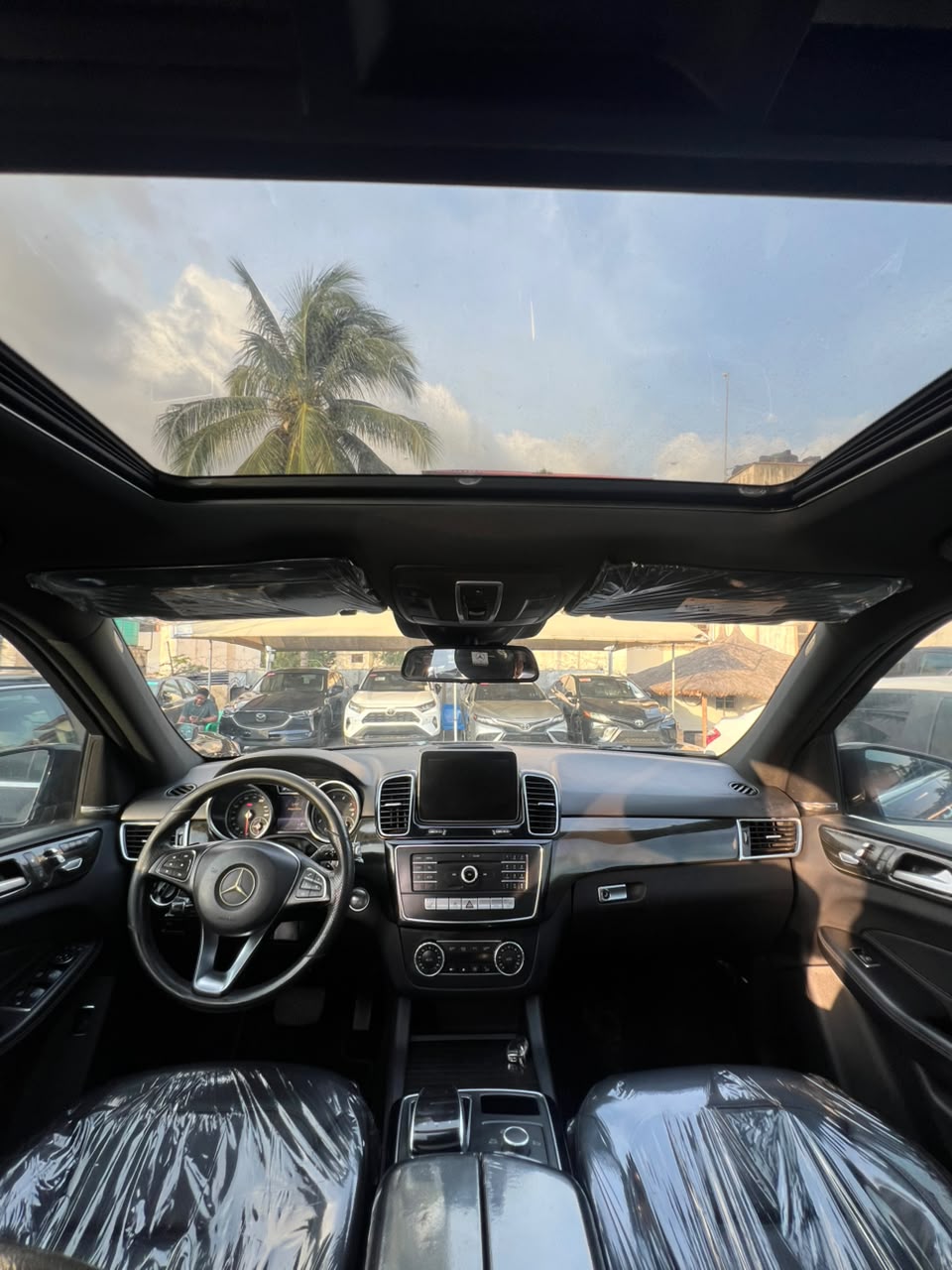 
								BELGIUM STANDARD 2017 GLE 350. EVERYTHING WORKING PERFECTLY WELL. BUY AND DRIVE. 📍Abuja 💰26M full									