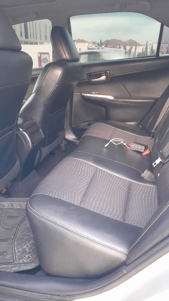 
								FOREIGN STANDARD 2013 TOYOTA CAMRY SE NOTHING TO FIX ACCIDENT FREE WITH ORIGINAL CUSTOM DUTY GOING FOR 9.7M ABUJA DEAL full									