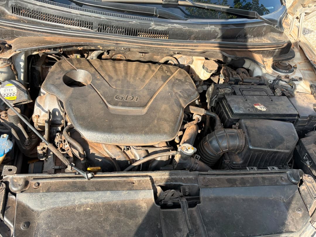 
								Mad Distress alert ⚠️ 📢 Belgium grade Hyundai veloster 4plugs with untampered engine and gear Ac chilling well Buy and drive absolutely nothing to fix  👉4.5m buyer settle 100k Location Abacha road Nyanya Abuja deal Car is with me directly full									