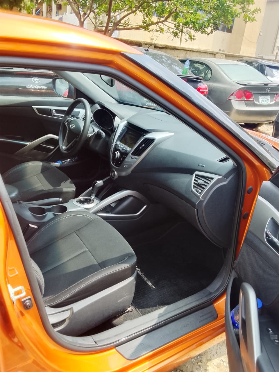 
								Who will be the lucky owner  Belgium Standard 100%   Hyundai Veloster 2014 model.  All components in perfect condition    Price: 6.8M   Location: Abuja.  Sambo: 200k full									