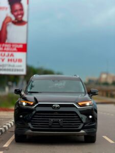 GIVEAWAY DEAL‼️‼️‼️ DIRECT BELGIUM 🇧🇪 TOYOTA GRAND HIGHLANDER 2024 LIMITED EDITION WITH ORIGINAL DUTY✅ GOING FOR JUST 87M NET WITH SAMBO OWNERS HOUSE ABUJA📍 ZERO CHAIN DEAL