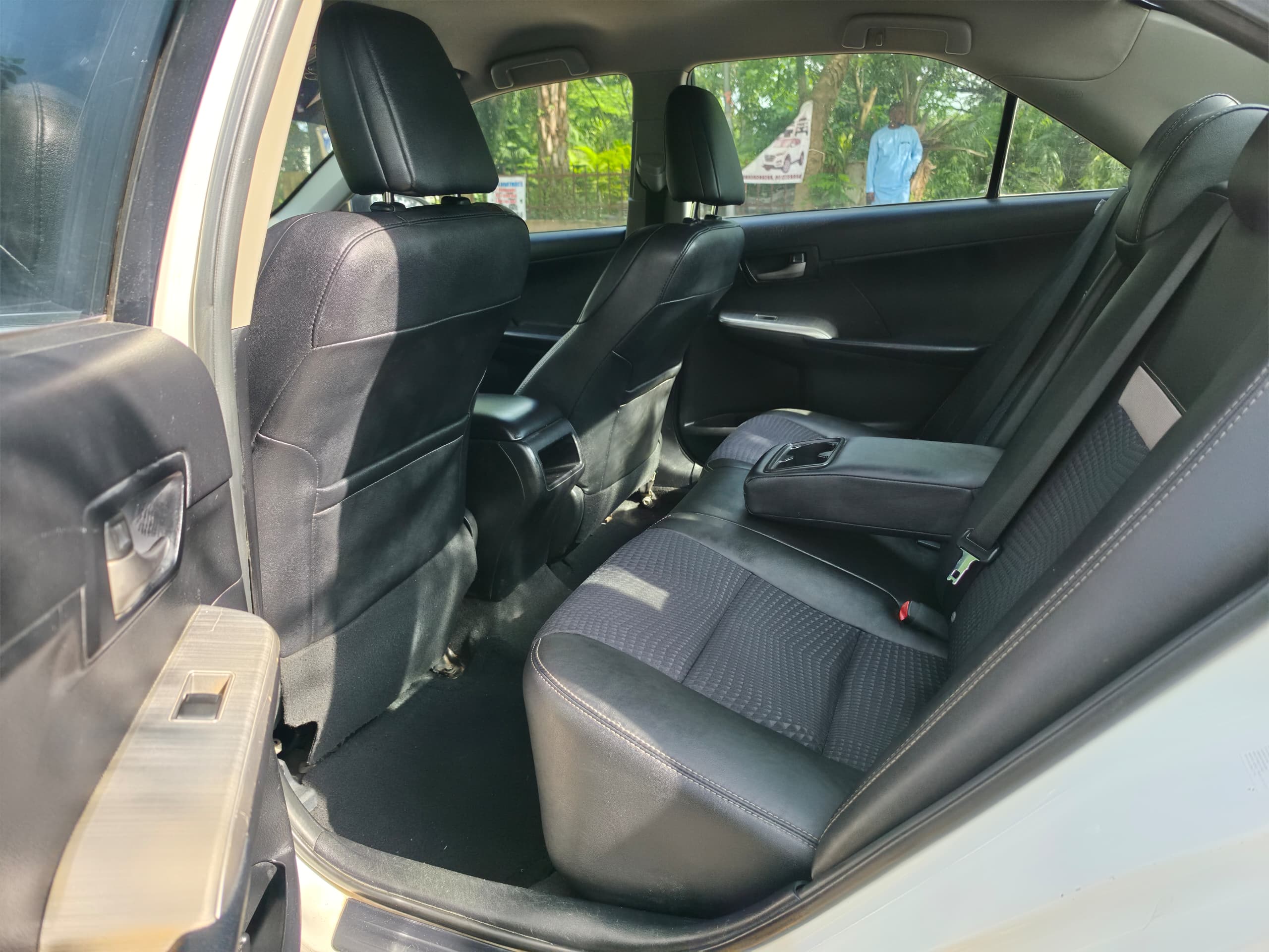 
								AWOOF DEAL ALERT 🔥  Preowned 2013 Toyota Camry 😍 ✅ Untampered engine  ✅ Untampered gear  BELGIUM STANDARD   Going for just ₦9.7m net full									