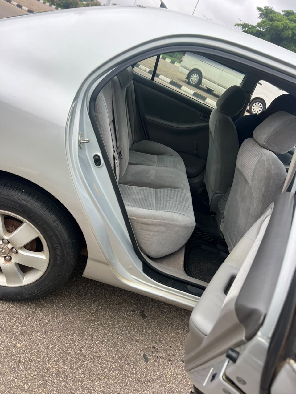 
								Tops grade  Toyota Corolla 2006 model with an excellent engine and gear ac chilling first body going for 5.9m Abuja full									