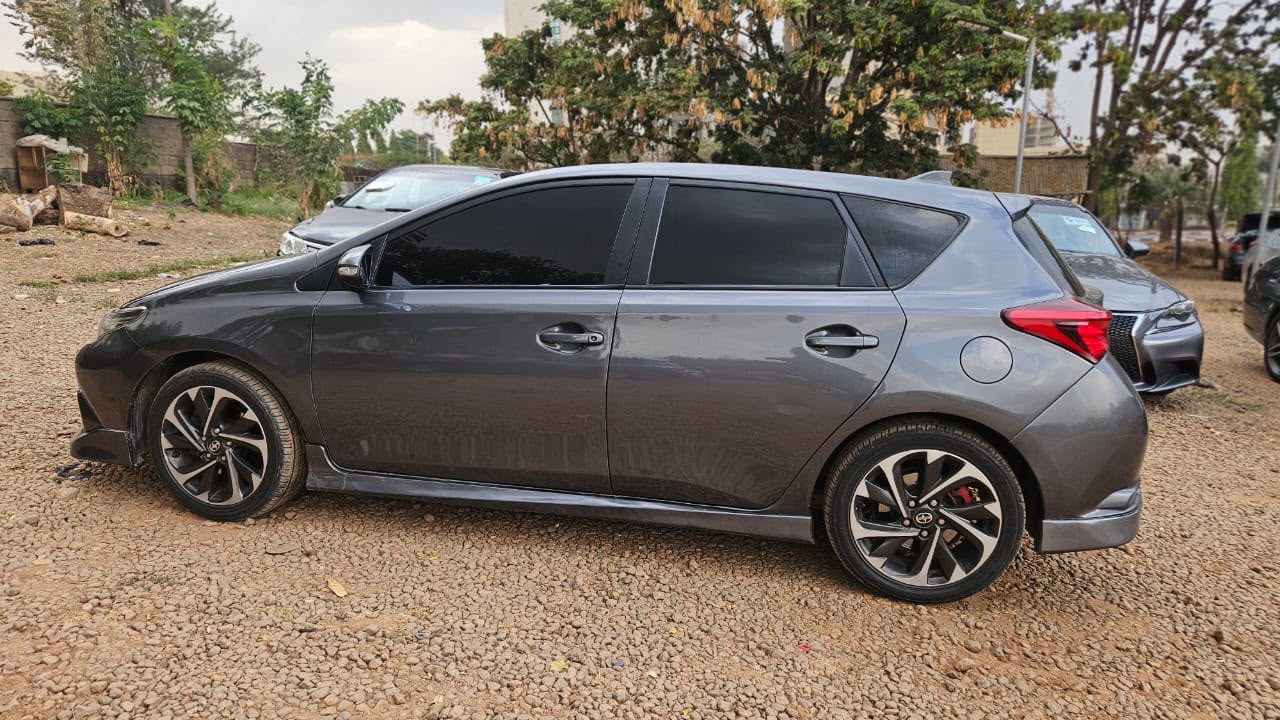 
								Quick Sale Used Toyota iM 2016 with untempered engine and gear, ac is freezing 🥶 with original duty✅ 🏷️8.3M Net 📍Abuja Dea full									