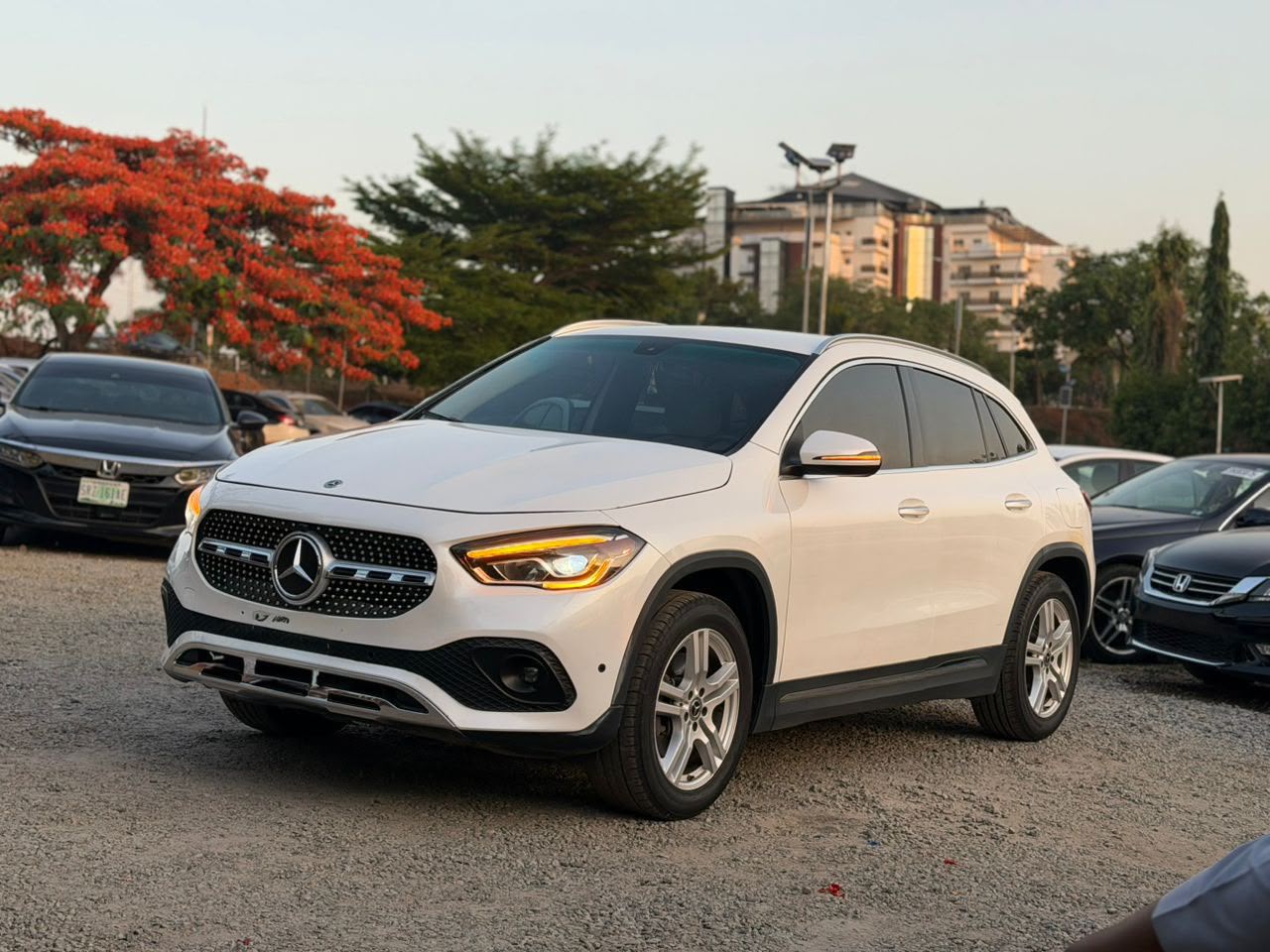 
								GIVEAWAY DEAL‼️‼️‼️ CAREFULLY USED 2021 MBENZ GLA250 WITH ORIGINAL DUTY   GOONG FOR JUST 23.5M NET OWMERS HOUSE ABUJA📍 ZERO CHAIN DEAL full									