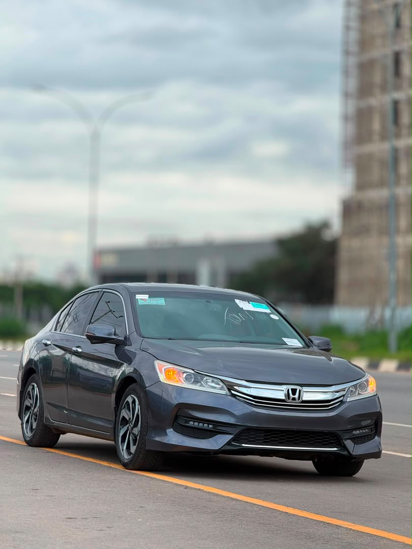 
								Super Sharp Foreign used 2016 Honda Accord Ex with duty for 14.5m full									