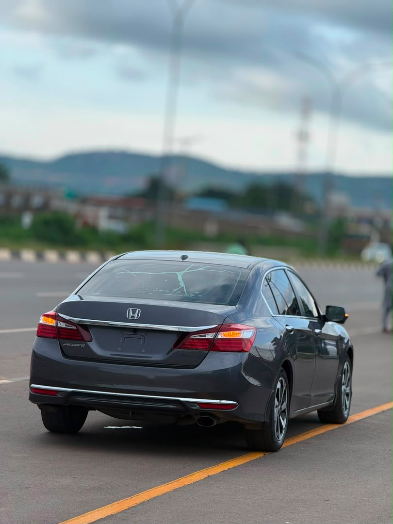 
								Super Sharp Foreign used 2016 Honda Accord Ex with duty for 14.5m full									
