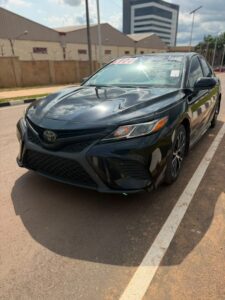 SUPER CLEAN FOREIGN USED TOYOTA CAMRY SE 2019 (LANDED 2 WEEKS AGO)  ORIGINAL DUTY 📃  PRICE: 28M 💰  ABUJA DEAL 📍  NATIONWIDE DELIVERY