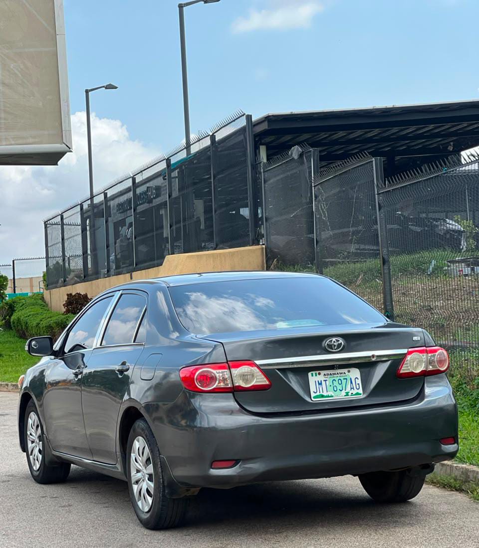 
								EXTREMELY SHARP 2012 TOYOTA COROLLA LE WITH PROPER DOCUMENTATION GOING FOR 6.7M ONLY LOCATION ABUJA full									