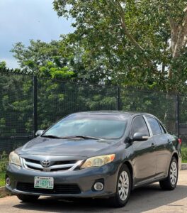 EXTREMELY SHARP 2012 TOYOTA COROLLA LE WITH PROPER DOCUMENTATION GOING FOR 6.7M ONLY LOCATION ABUJA
