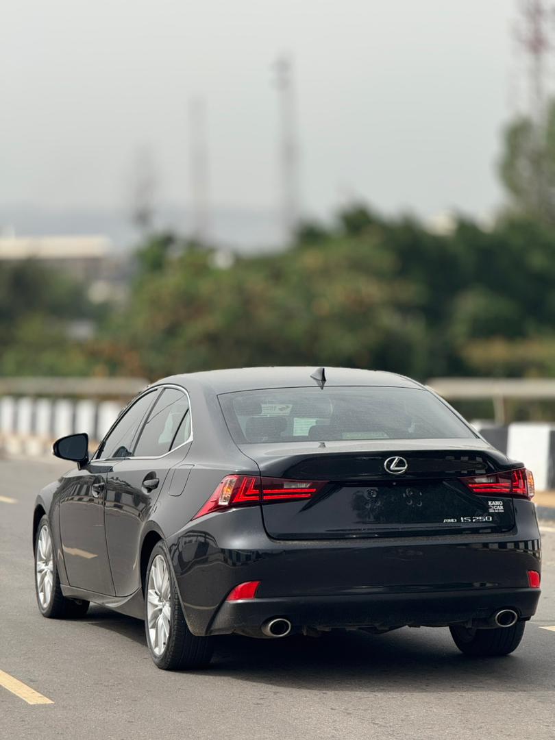 
								DISTRESS SALE FOREIGN USED 2015 Lexus is250 is available location Abuja price just 20.5M owner price faka faka we need money full									