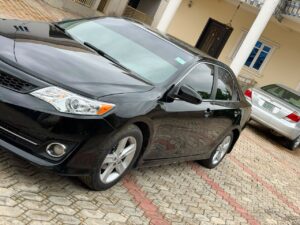 Belgium grade 2013 Toyota Camry SE With untampered engine and gear for 9.8M buy drive