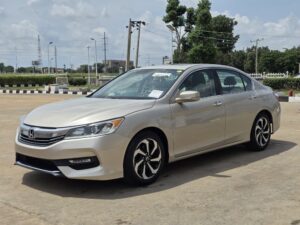 Highest Grade Foreign Used fullest option 2017 Honda Accord EXL Keyless, Sunroof, Double screen, Reverse Camera, Apple Carplay/Android Auto with July 2026 Duty going for just 16.5m Only.