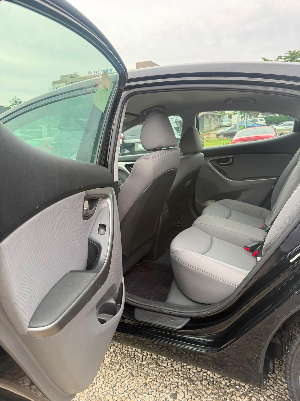 
								FOREIGN USED 2013 HYUNDAI ELENTRA AVAILABLE!! 11M NET full									