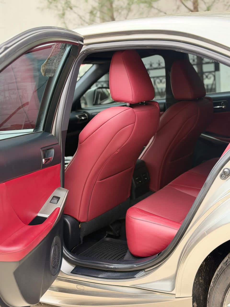 
								Super distress Lexus IS 250 F spot 2015 make an offer full									