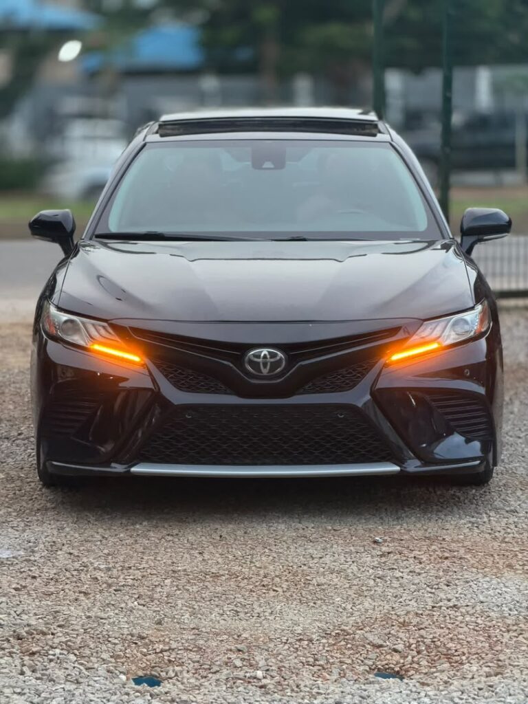SEASONAL DISTRESS‼️ ACCIDENT FREE TOKS 2019 MODEL TOYOTA CAMRY XSE WIRELESS CHARGING PANORAMIC ROOD 💰₦26M  ABUJA