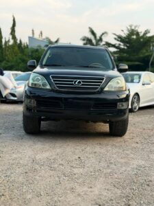 Extremely clean 2005 Lexus GX470 For 8.9m Abuja