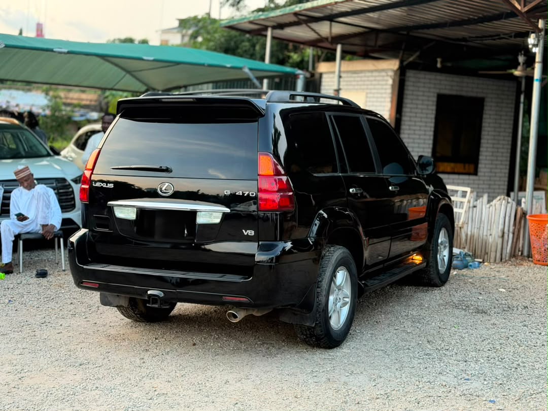 
								Extremely clean 2005 Lexus GX470 For 8.9m Abuja full									