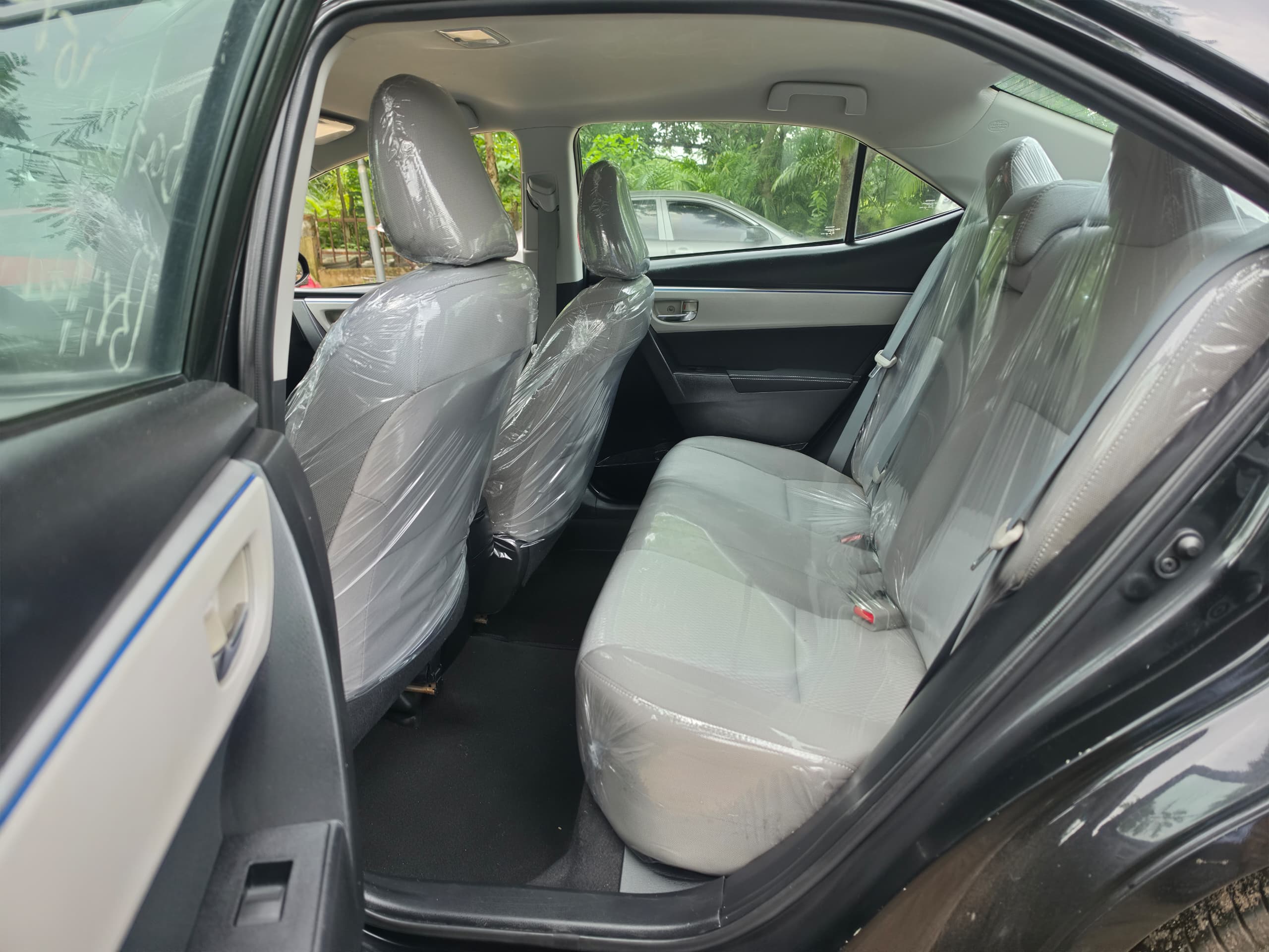 
								Awoof Deal. Extremly Clean Foreign Used 2016 Toyota corolla LE with July 2026 duty going for just 12.8m full									