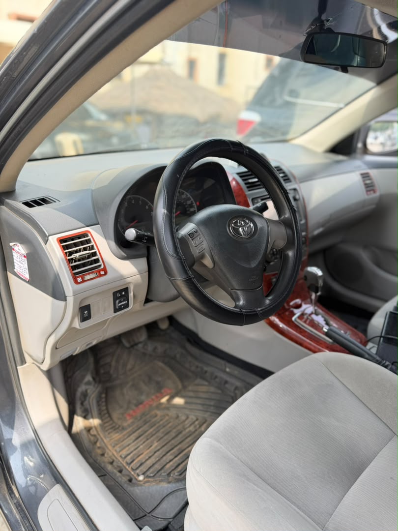 
								WELL MAINTAINED 2013 TOYOTA COROLLA  PRICE: 7.8M full									