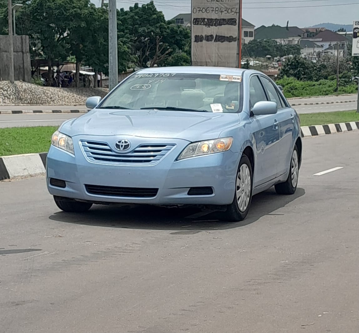 
								FOREIGN USED 2008 TOYOTA CAMRY LE V4 NOTHING TO FIX IN PRISTINE CONDITION WITH ORIGINAL CUSTOM DUTY GOING FOR 9.5M ABUJA DEAL full									
