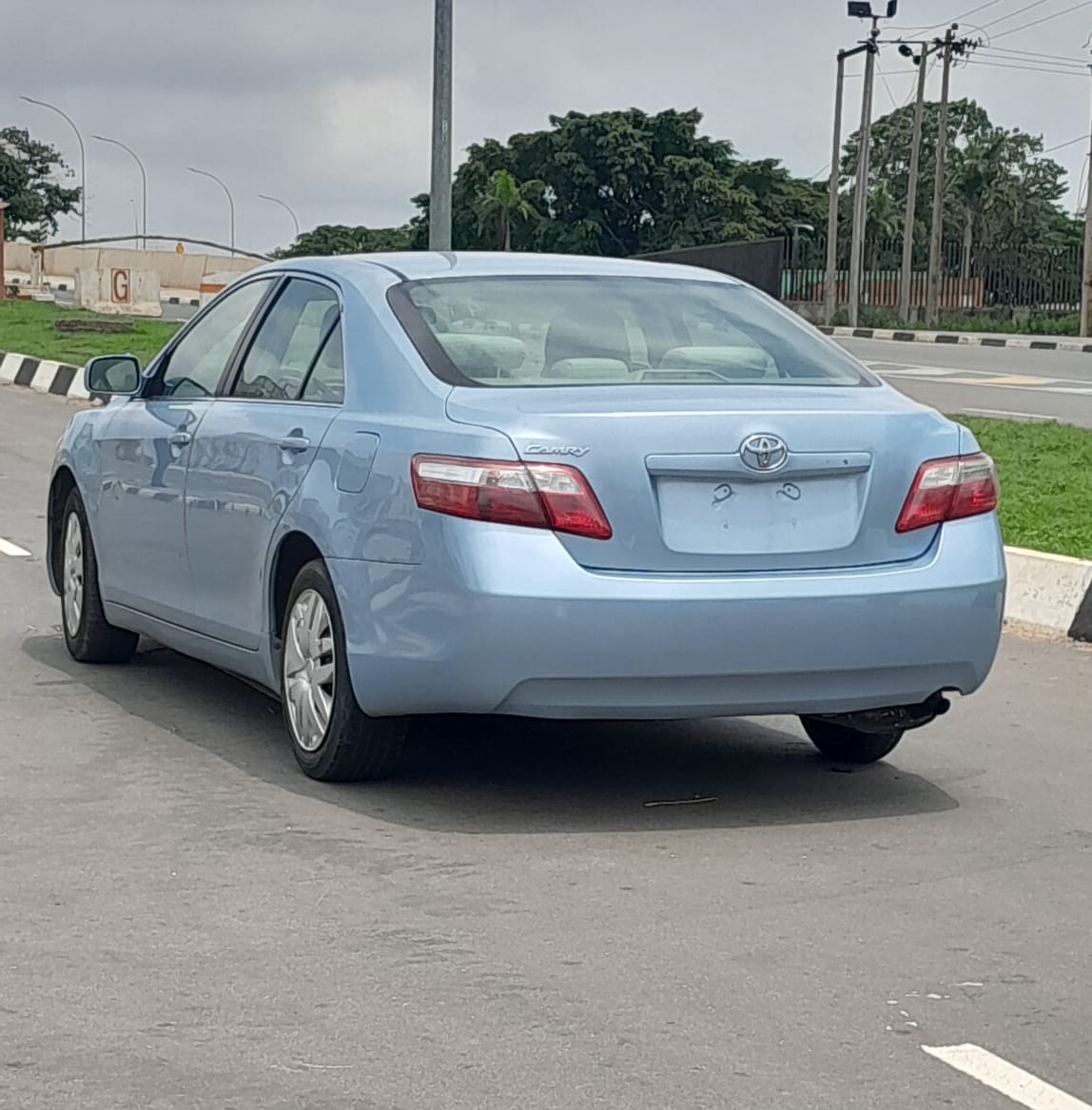 
								FOREIGN USED 2008 TOYOTA CAMRY LE V4 NOTHING TO FIX IN PRISTINE CONDITION WITH ORIGINAL CUSTOM DUTY GOING FOR 9.5M ABUJA DEAL full									
