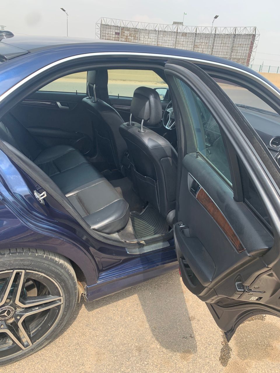 
								Distress alert🚨 Sari Sari Sari Mercedes Benz C300 2013 model Duty✅ Price 7m Abuja full									