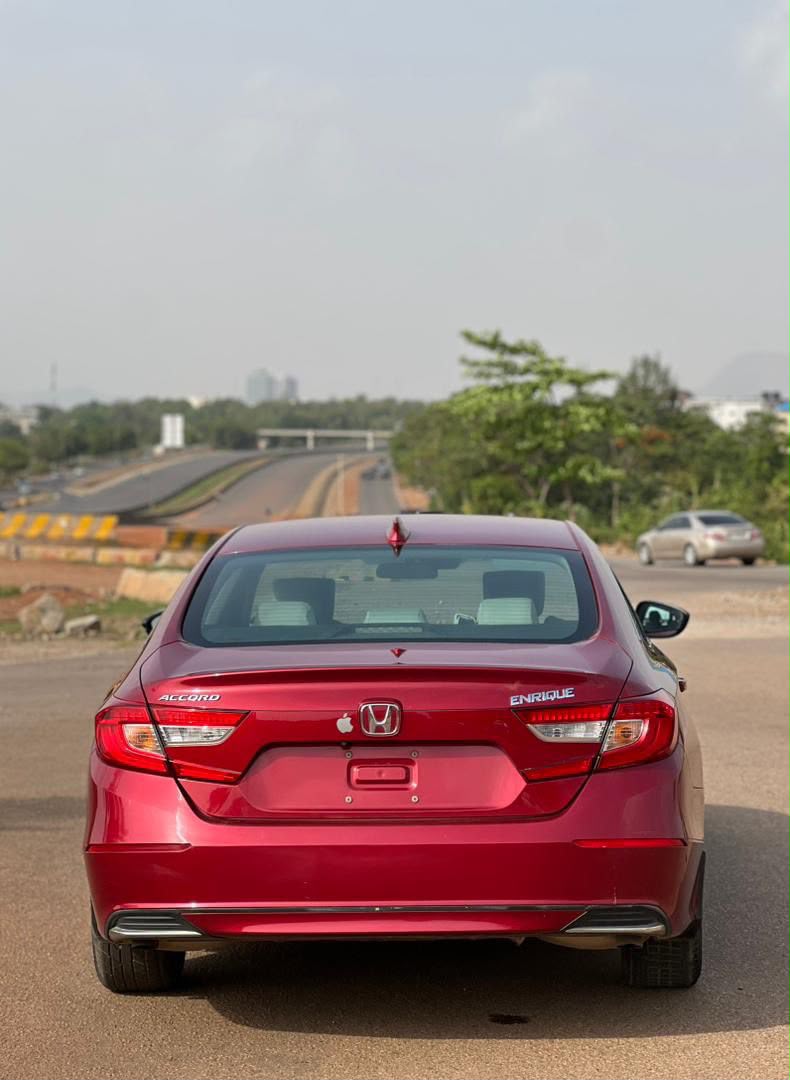 
								Super sharp direct Belgium 2018 Honda Accord with original duty going for just 22M full									