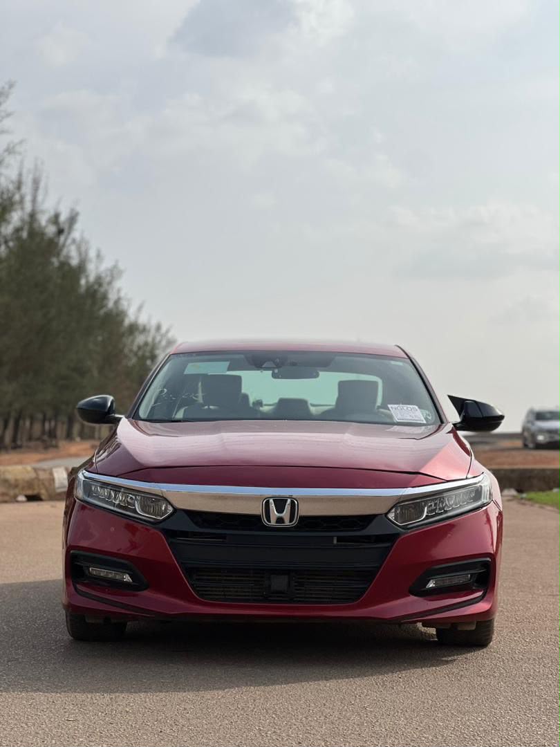 
								Super sharp direct Belgium 2018 Honda Accord with original duty going for just 22M full									