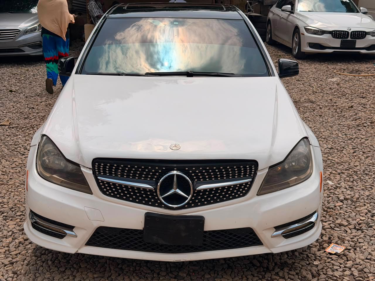 
								Dealers deal Neatly use 2013 Mercedes Benz C300 black engine and keyless for only 6.7m. Ac need attention. full									