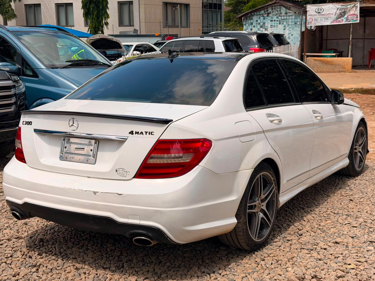 
								Dealers deal Neatly use 2013 Mercedes Benz C300 black engine and keyless for only 6.7m. Ac need attention. full									