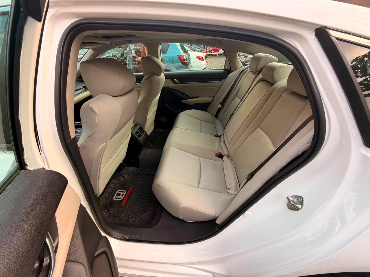 
								Distress sale Honda Accord 2018 buy and drive with pano for 14.9m full									