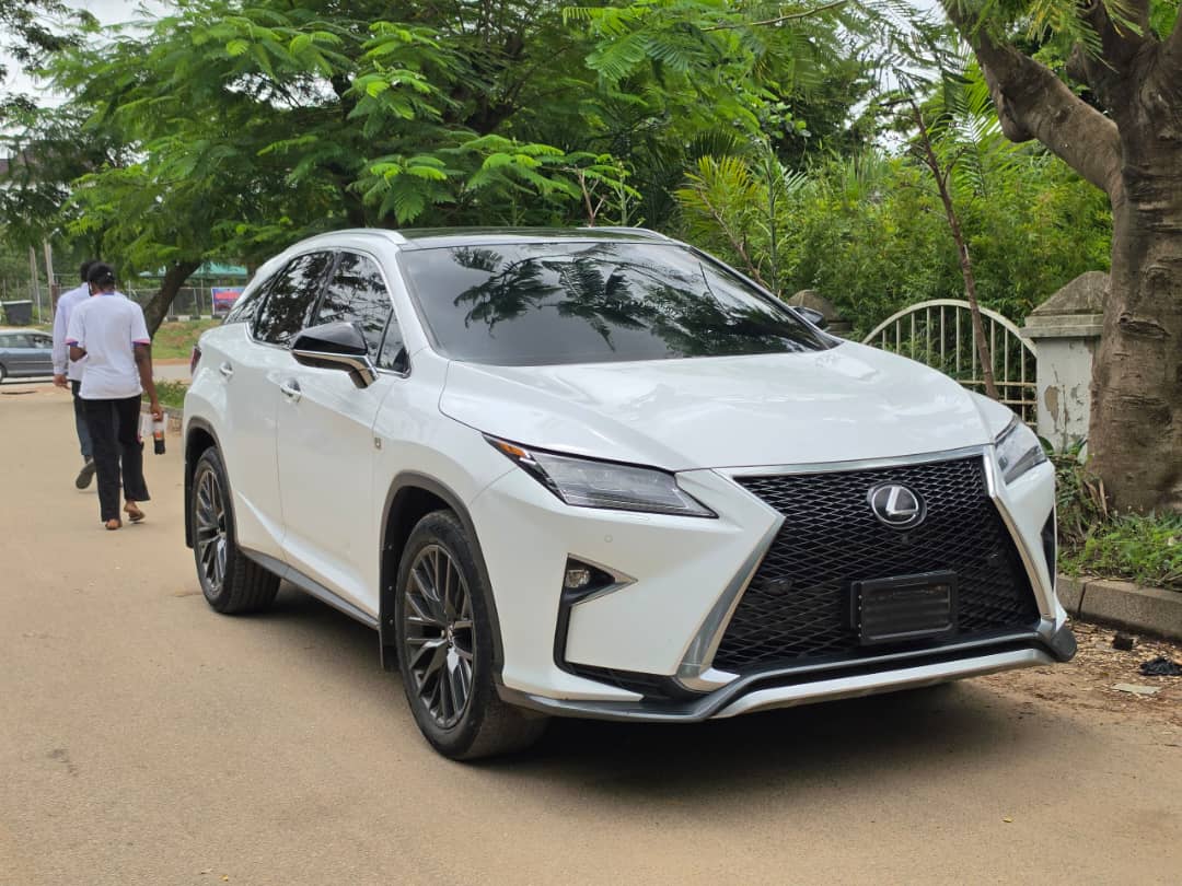 
								Awoof deal: Distress Foreign Used 2018 Lexus RX 350 F sport with Hud, Pano & Long screen with untampared engine nd gear going for just 58m. Not owner also want a swap deal of GLE 350 2017 nd receive a topup. If u get GLE come mk we strike deal full									