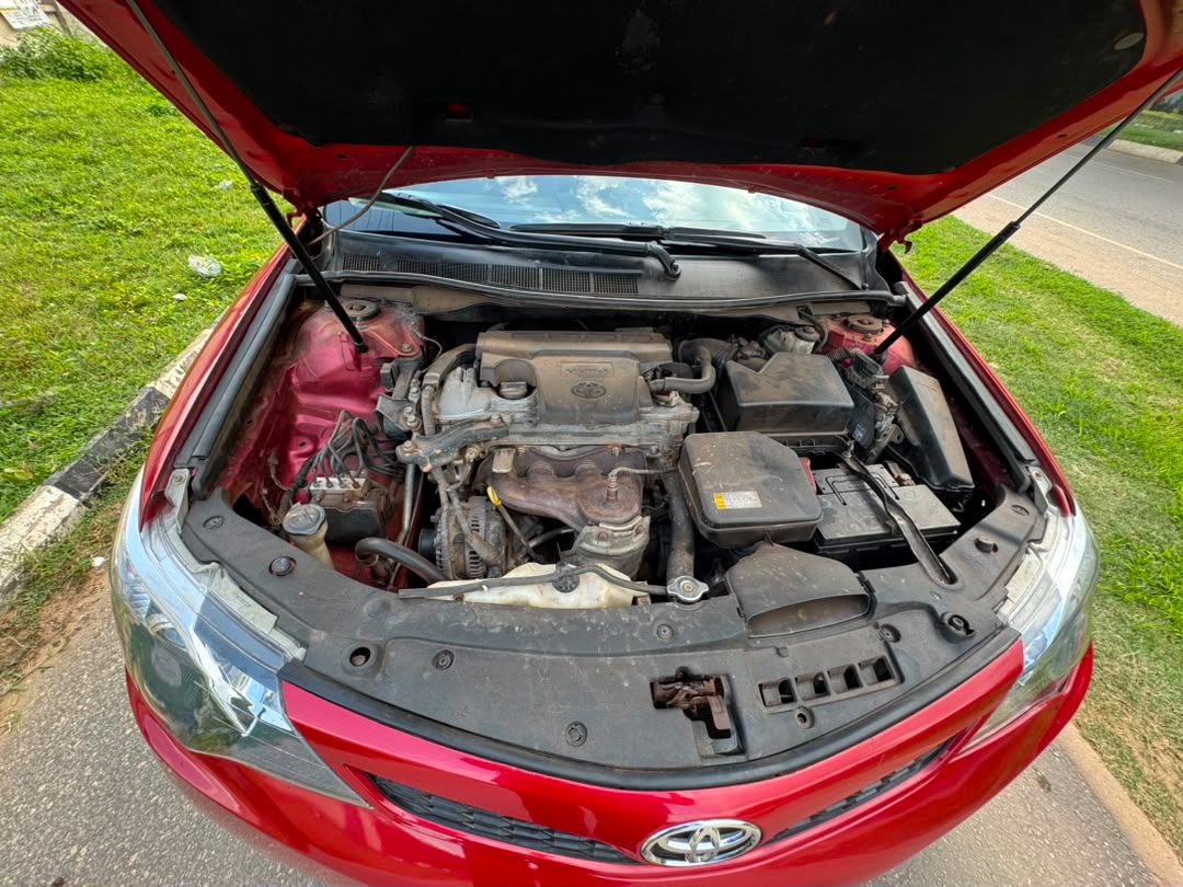 
								Urgent money needed🚨‼️Extremely clean ‼️ Belgium Excape Toyota camry SE 2014 untempered engine nd gear everything perfect going for 8.3 Hurry up before u hear sold full									
