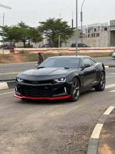 Unregistered 2013 fully uplifted to 2016 Chevrolet Camaro, with Dubai kits, still very new and extremely sound, Full customs duty, brand new tires. Abuja  9.8M