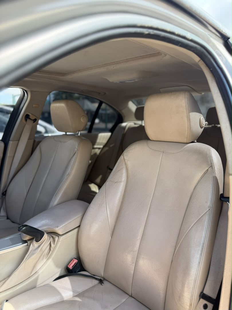 
								CLEAN USED 2012 BMW 328i AVAILABLE  PRICE: 13.5M full									