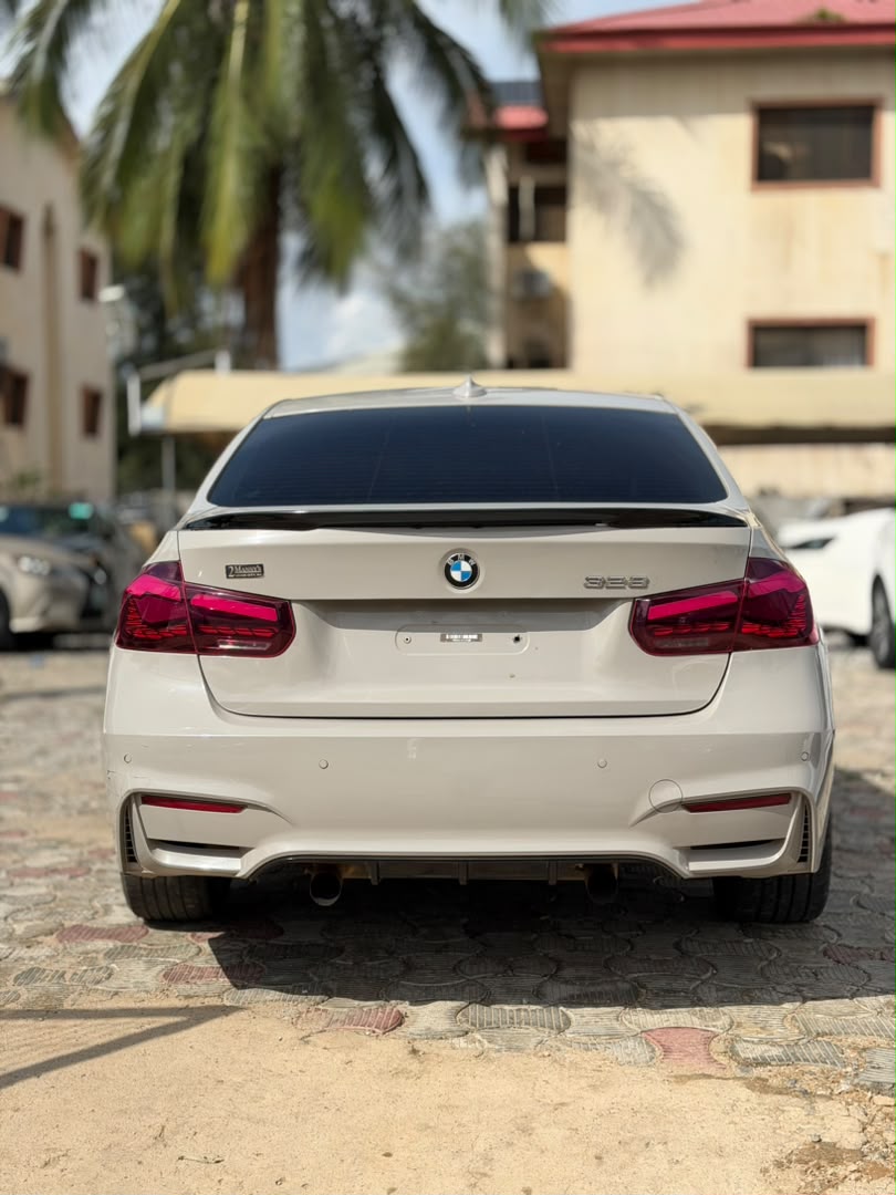 
								CLEAN USED 2012 BMW 328i AVAILABLE  PRICE: 13.5M full									